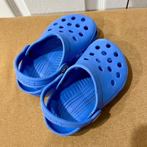 CROCS  CLOG SIZE 4 SLIDE ON BLUE  KAWAII BABIES CONFORTBLE SHOES - Picture 11 of 11